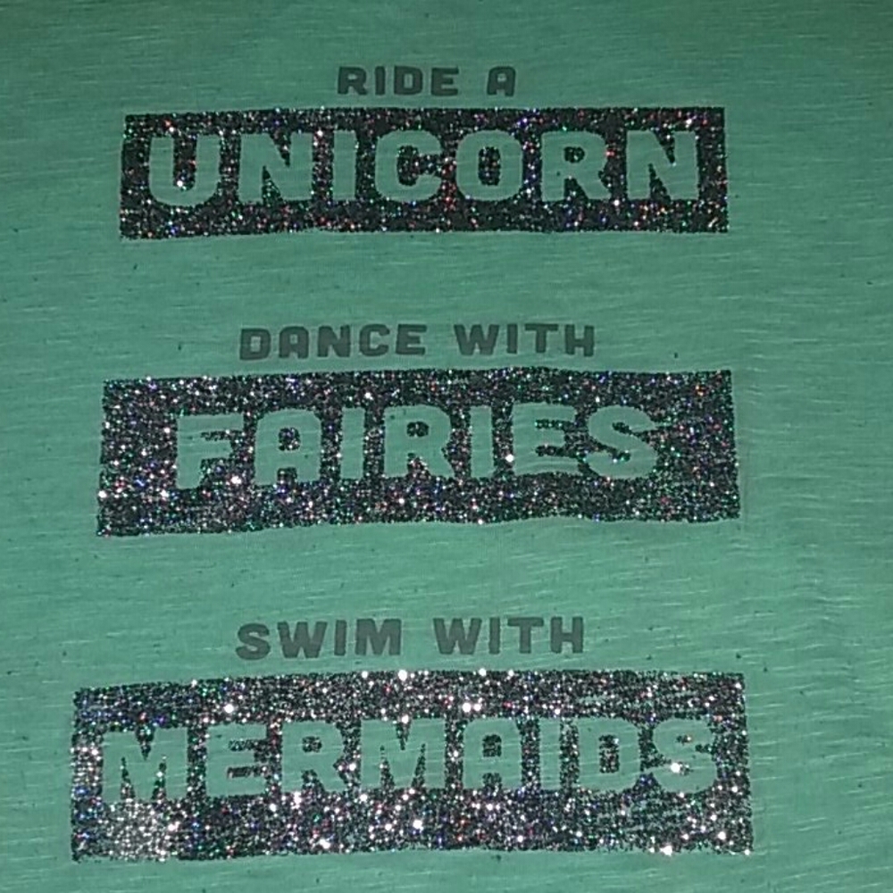 🦄 SO tee - Picture 2 of 4